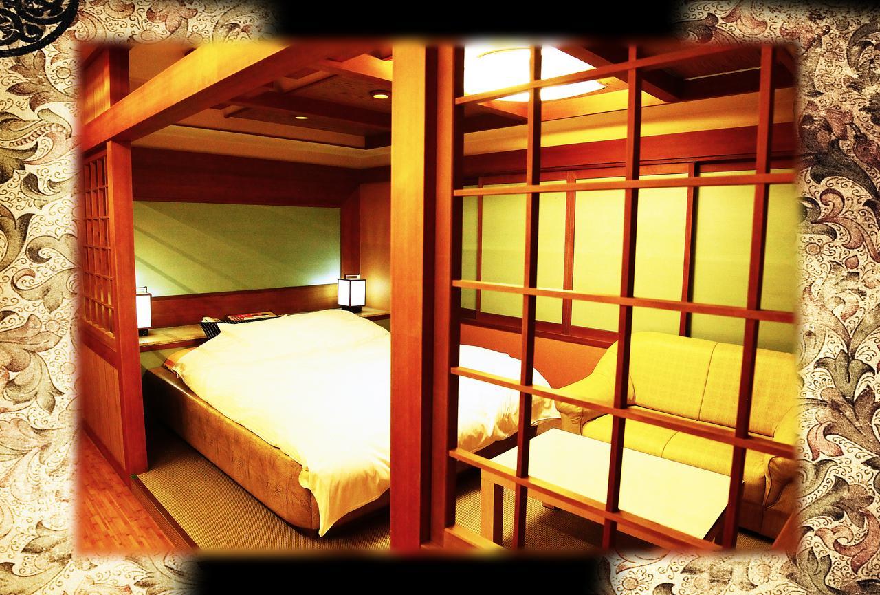 Kyoto Hotel Crown (Adults Only) Esterno foto